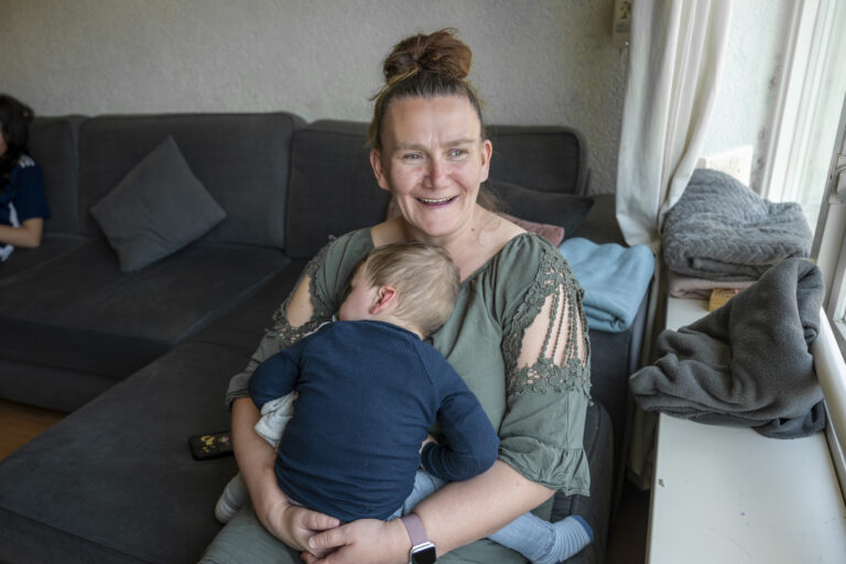 Priscilla is lid van het Exepertiseteam dat Kansfonds adviseert over armoede en daarbij put uit eigen ervaringen.